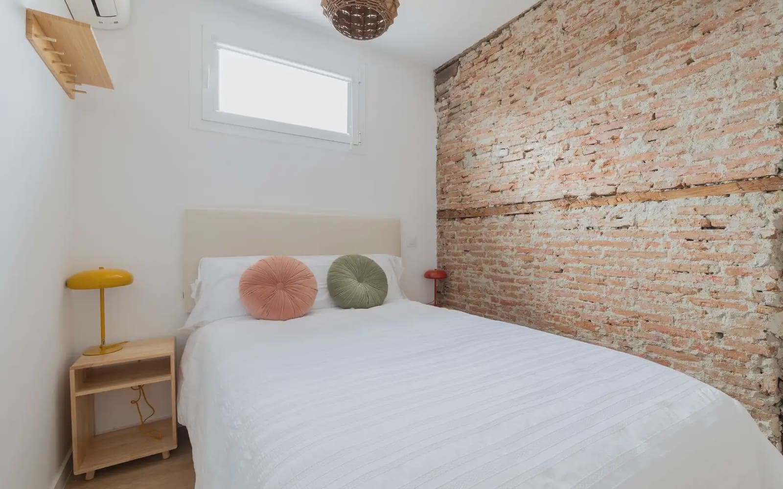 2 bedroom Apartment for rent in Madrid city - € 1,400 (Ref: 9928365)