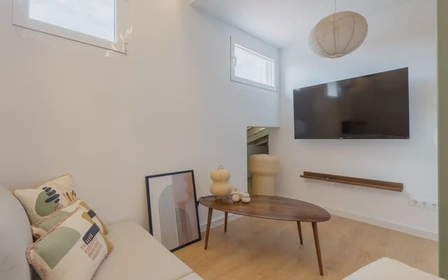 Apartamento de 2 habitaciones en Embajadores, Madrid ciudad en alquiler - 1.400 € (Ref: 9928365)