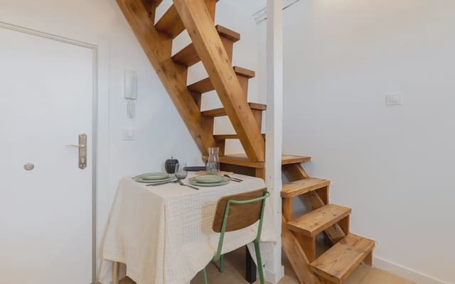Apartamento de 2 habitaciones en Embajadores, Madrid ciudad en alquiler - 1.400 € (Ref: 9928365)