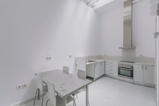 Comercial para arrendar em La Vila de Gràcia, Barcelona cidade - 1 650 € (Ref: 9932197)