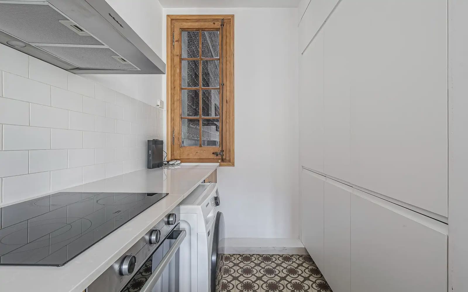 3 slaapkamer Flat te huur in Barcelona stad - € 2.350 (Ref: 9932299)