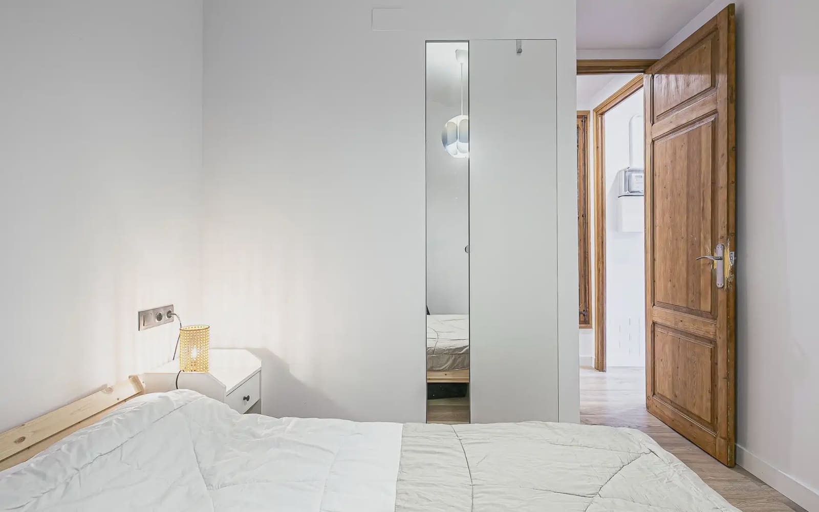 3 slaapkamer Flat te huur in Barcelona stad - € 2.350 (Ref: 9932299)