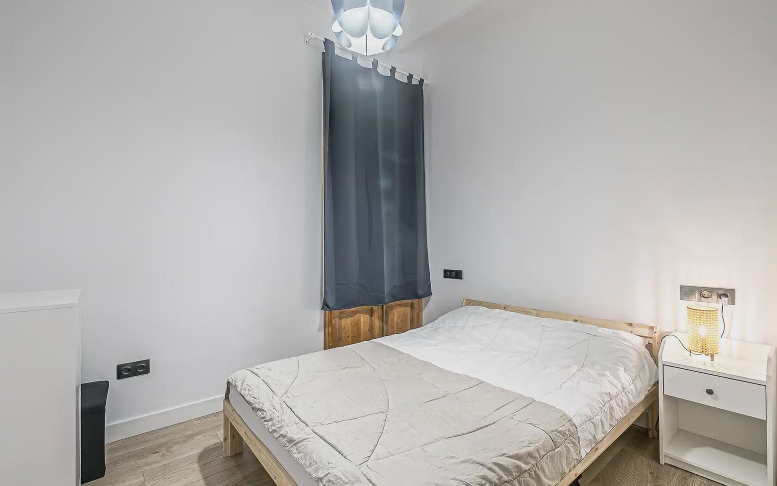 3 slaapkamer Flat te huur in Barcelona stad - € 2.350 (Ref: 9932299)