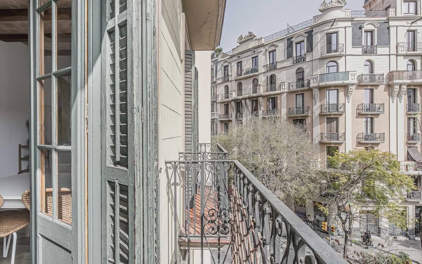 3 slaapkamer Flat te huur in Barcelona stad - € 2.350 (Ref: 9932299)
