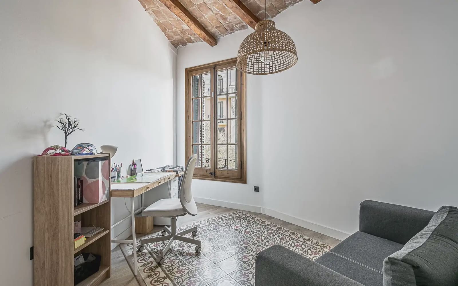3 slaapkamer Flat te huur in Barcelona stad - € 2.350 (Ref: 9932299)