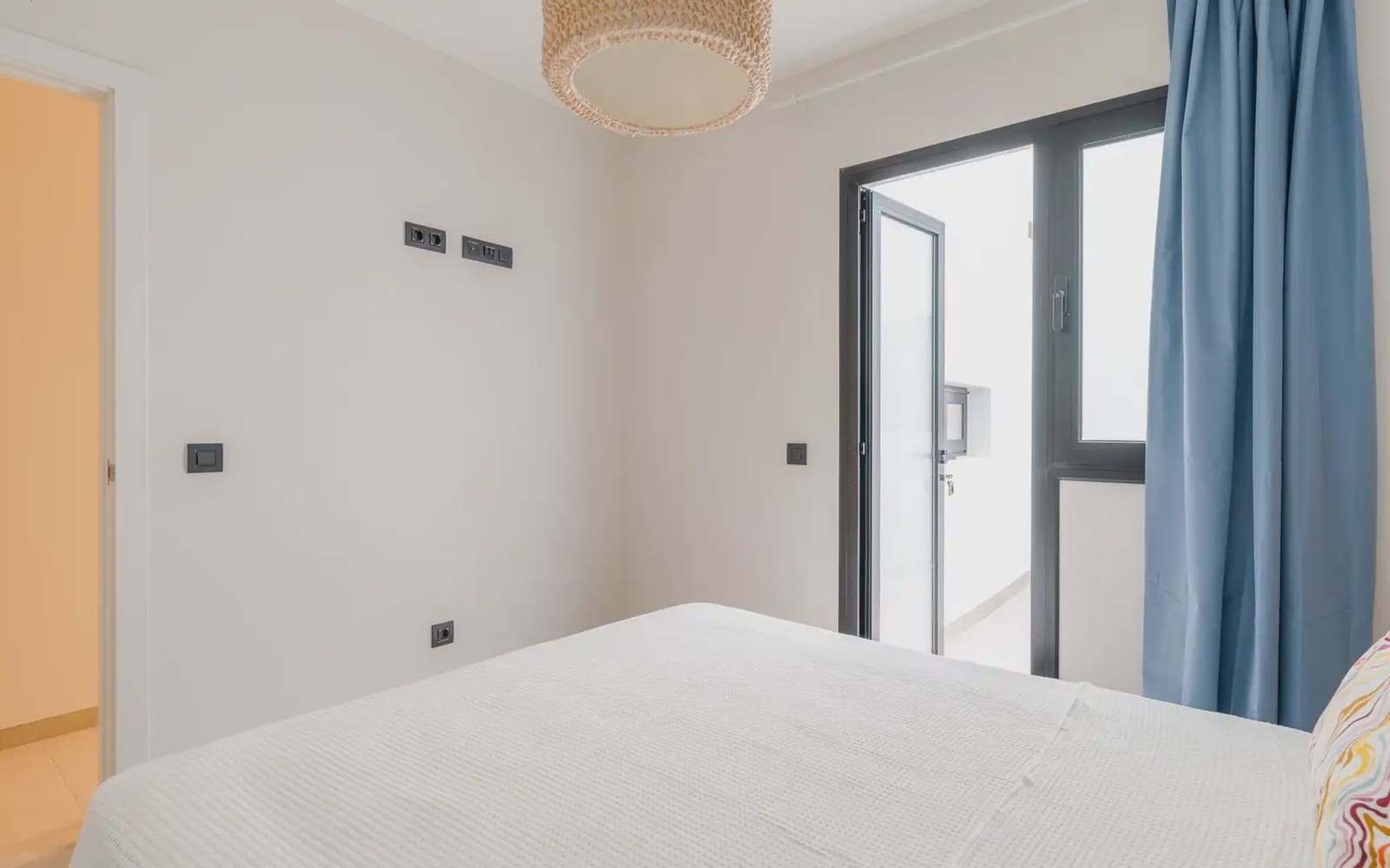Appartement de 1 chambre à louer à Las Palmas de Gran Canaria - 900 € (Ref: 9932300)
