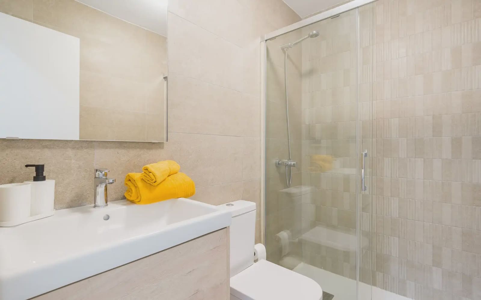 Appartement de 1 chambre à louer à Las Palmas de Gran Canaria - 900 € (Ref: 9932300)