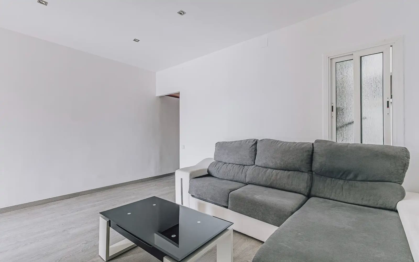 2 slaapkamer Flat te koop in Barcelona stad - € 325.000 (Ref: 9937247)