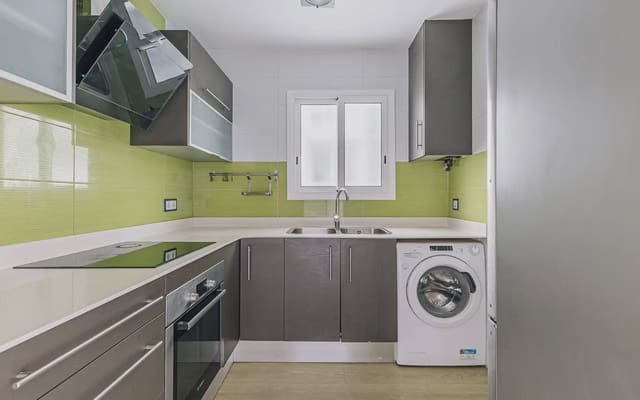 2 slaapkamer Flat te koop in Sant Andreu de Palomar, Barcelona stad - € 325.000 (Ref: 9937247)