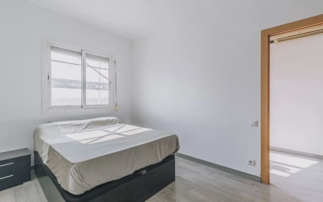 2 slaapkamer Flat te koop in Sant Andreu de Palomar, Barcelona stad - € 325.000 (Ref: 9937247)