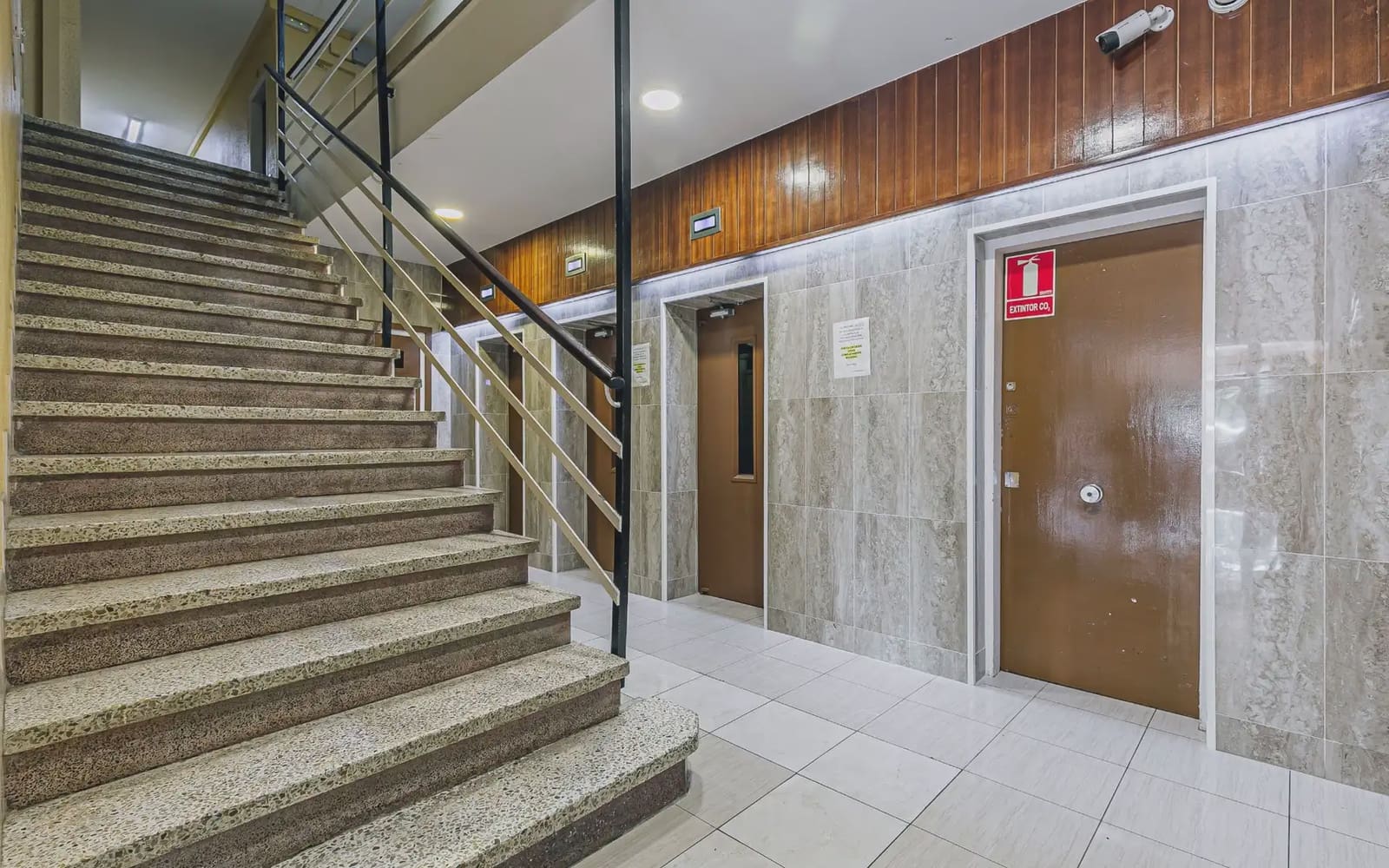2 slaapkamer Flat te koop in Barcelona stad - € 325.000 (Ref: 9937247)