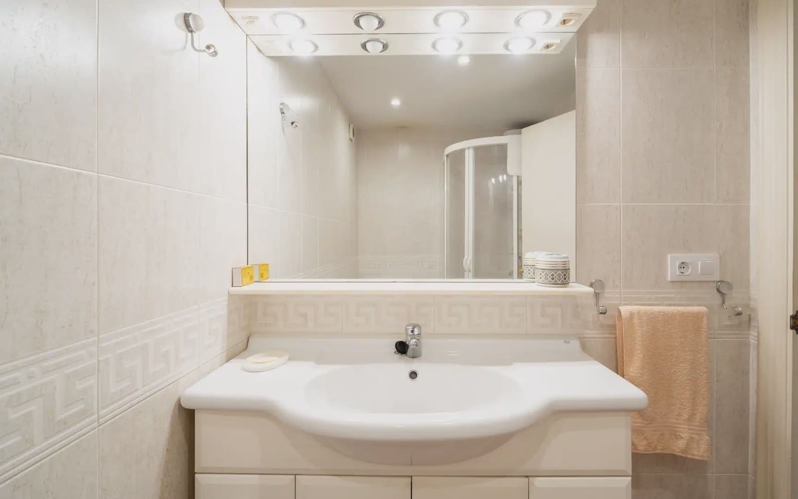 6 soveværelse Villa til salg i Calafell med swimmingpool garage - € 460.000 (Ref: 9939127)