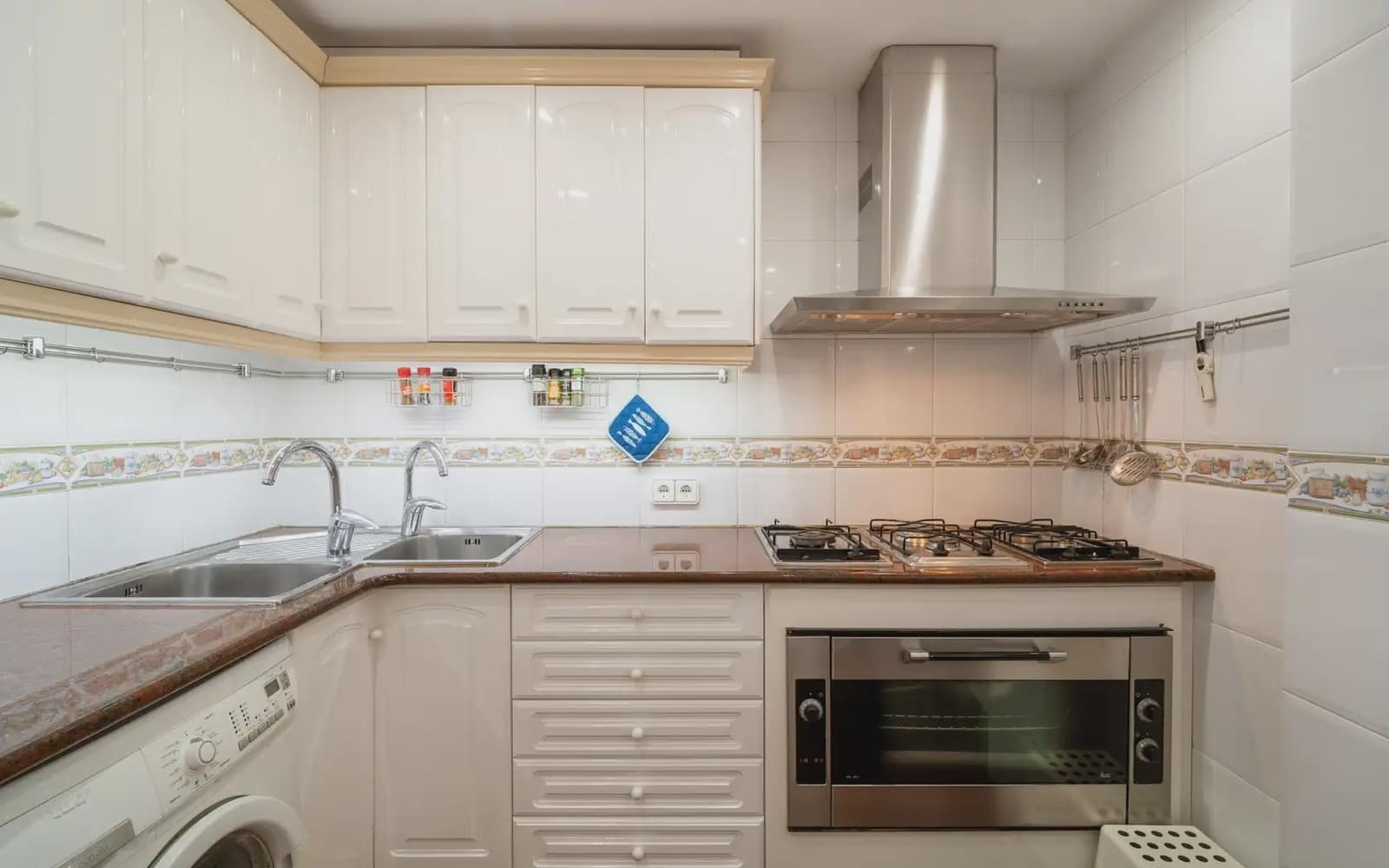 6 soveværelse Villa til salg i Calafell med swimmingpool garage - € 460.000 (Ref: 9939127)