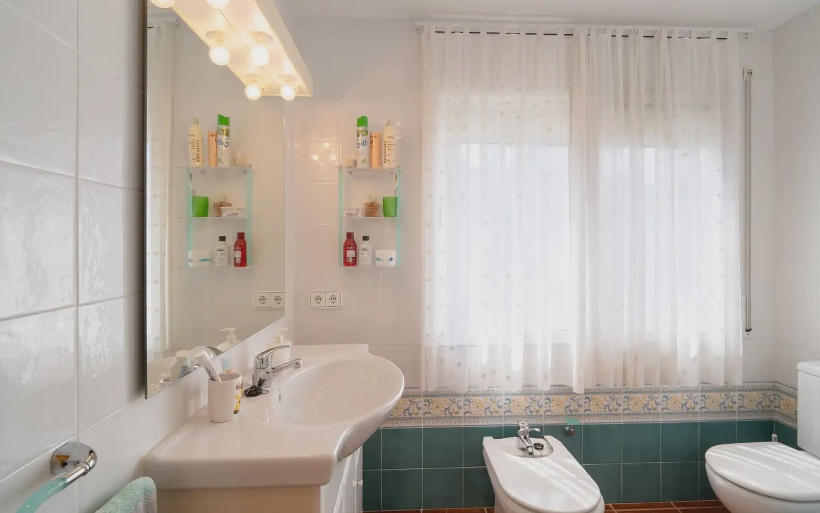 6 soveværelse Villa til salg i Calafell med swimmingpool garage - € 460.000 (Ref: 9939127)