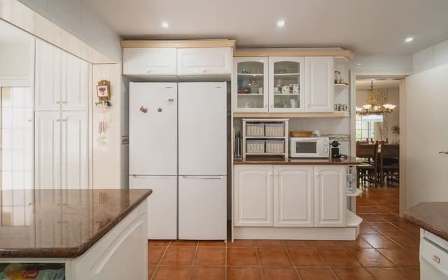 Chalet de 6 habitaciones en Segur de Calafell, Calafell en venta con piscina garaje - 460.000 € (Ref: 9939127)
