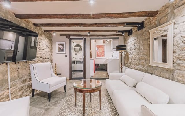 1 soverom Leilighet til salgs i Sant Pere, Santa Caterina i La Ribera, Barcelona by - € 269 000 (Ref: 9940733)