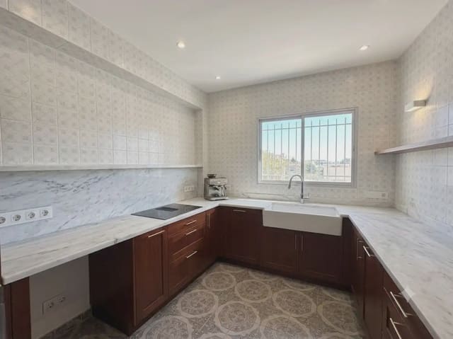 3 soveværelse Lejlighed til salg i L'Illa Perduda, Valencia by - € 250.000 (Ref: 9946056)