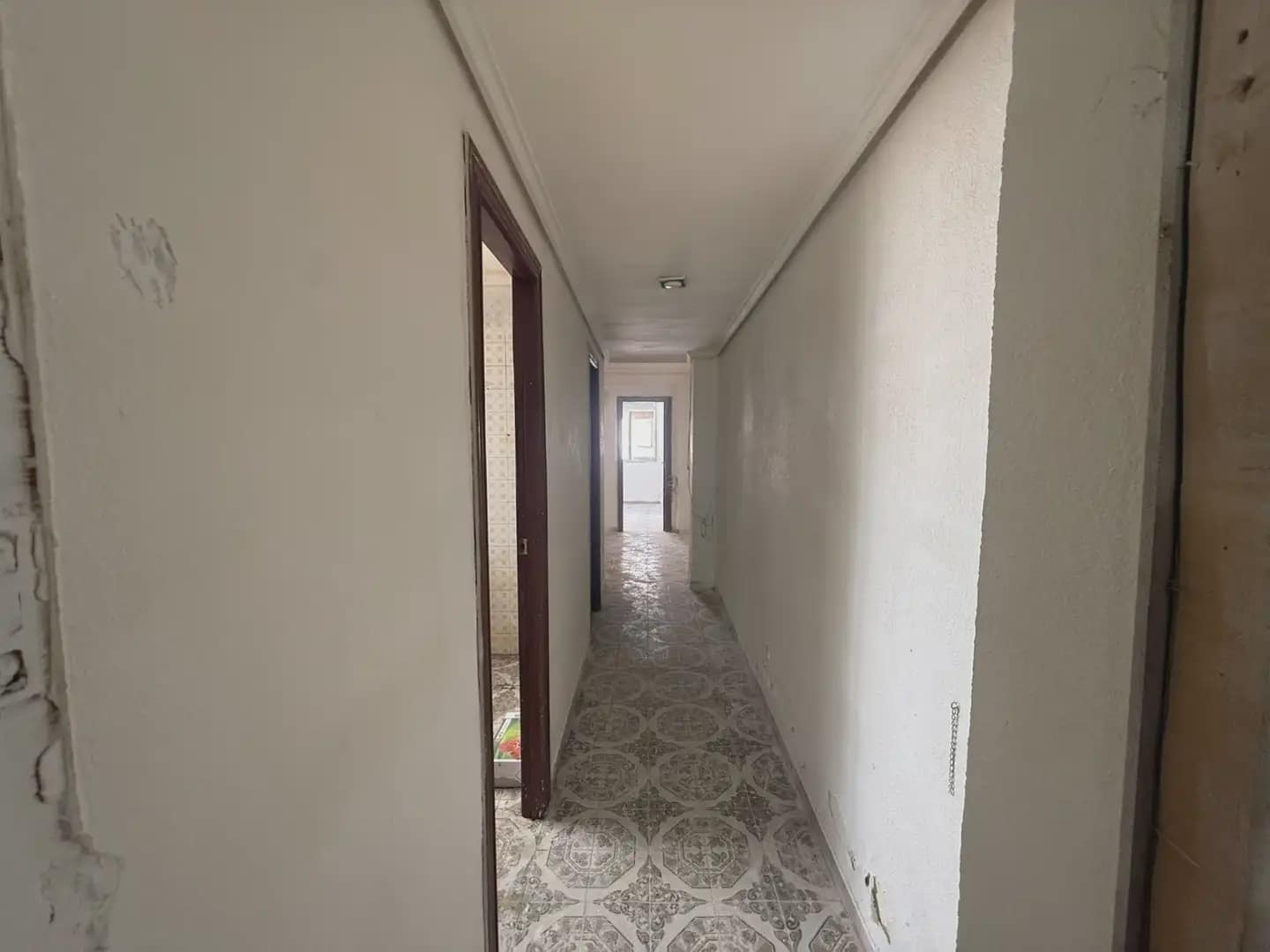 3 soveværelse Lejlighed til salg i Valencia by - € 250.000 (Ref: 9946056)