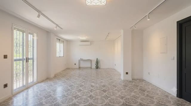 3 soveværelse Lejlighed til salg i L'Illa Perduda, Valencia by - € 250.000 (Ref: 9946056)
