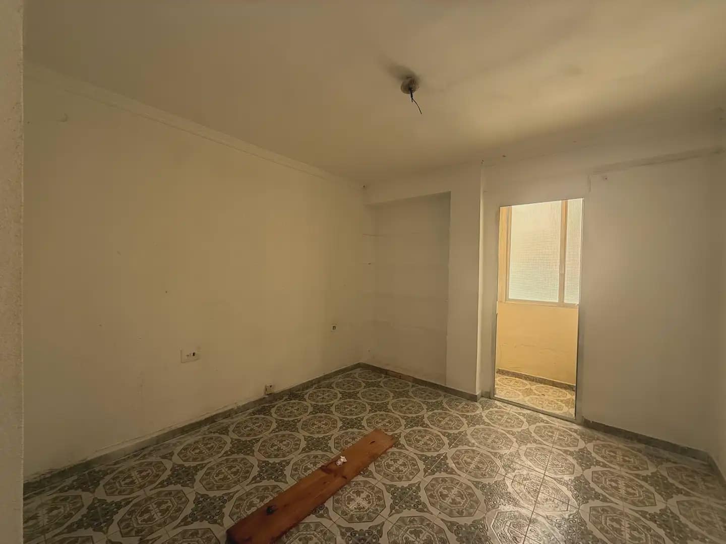 3 soveværelse Lejlighed til salg i Valencia by - € 250.000 (Ref: 9946056)