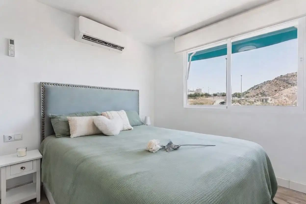 2 sypialnia Mieszkanie na sprzedaż w Miasto Alicante / Alacant - 255 000 € (Ref: 9948404)