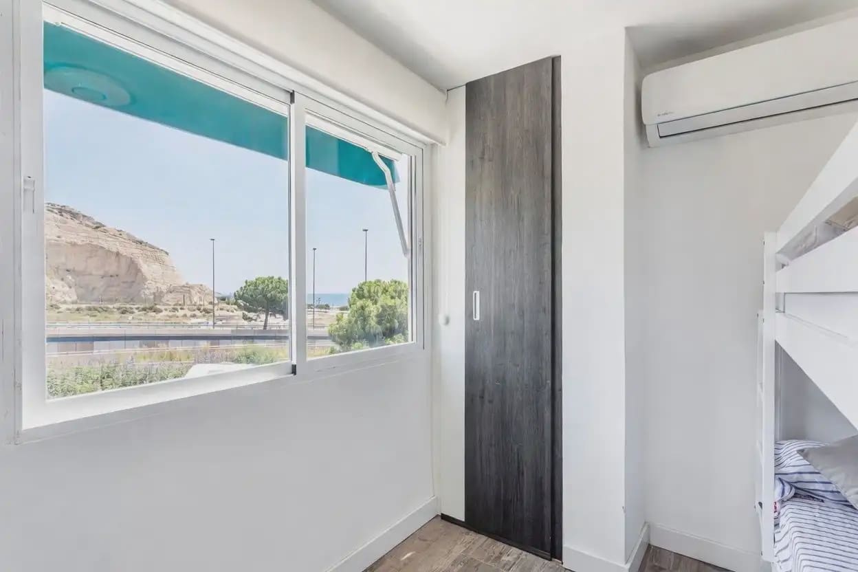 2 sypialnia Mieszkanie na sprzedaż w Miasto Alicante / Alacant - 255 000 € (Ref: 9948404)