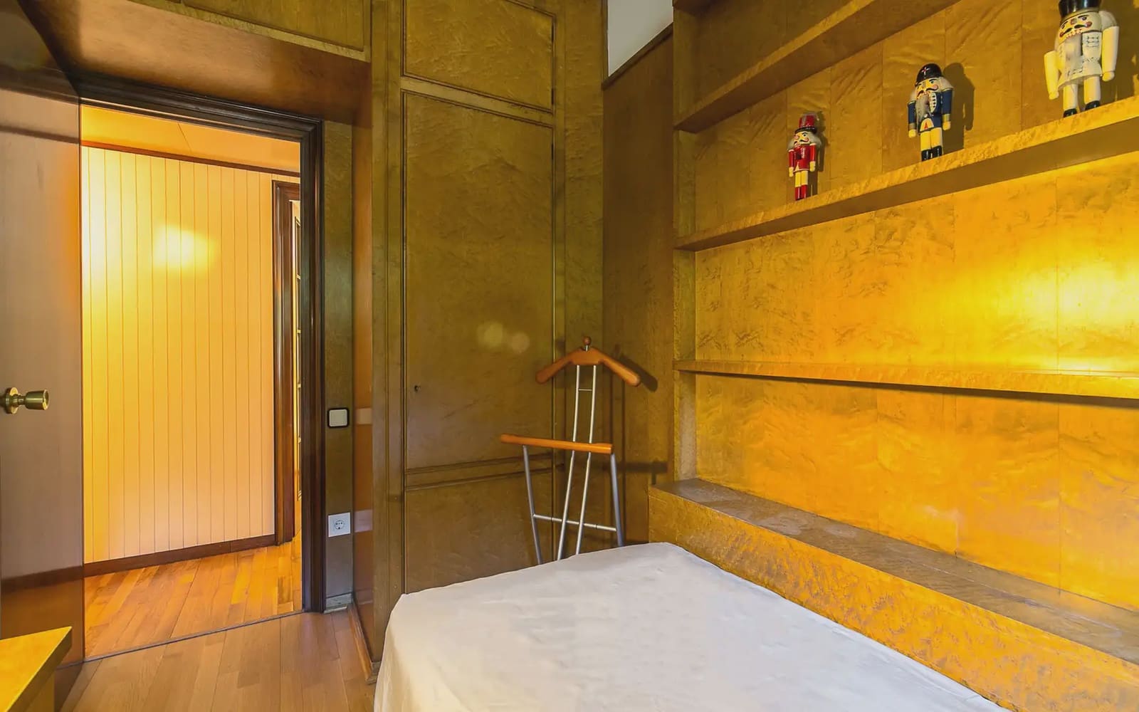 Piso de 4 habitaciones en Barcelona ciudad en alquiler con piscina garaje - 3.427 € (Ref: 9950368)