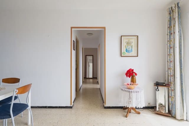 3 quarto Apartamento para venda em La Feria, Las Palmas de Gran Canaria - 165 000 € (Ref: 9950764)