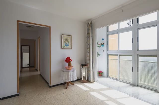 3 quarto Apartamento para venda em La Feria, Las Palmas de Gran Canaria - 165 000 € (Ref: 9950764)