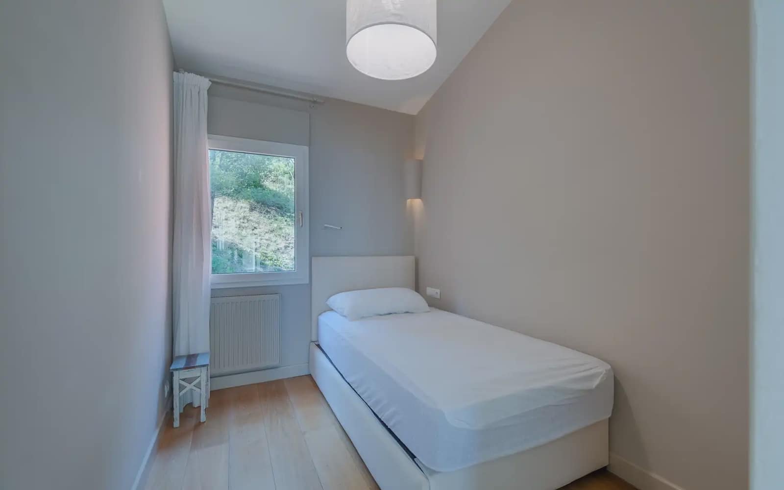 Adosado de 3 habitaciones en Begur en alquiler con garaje - 1.950 € (Ref: 9953095)