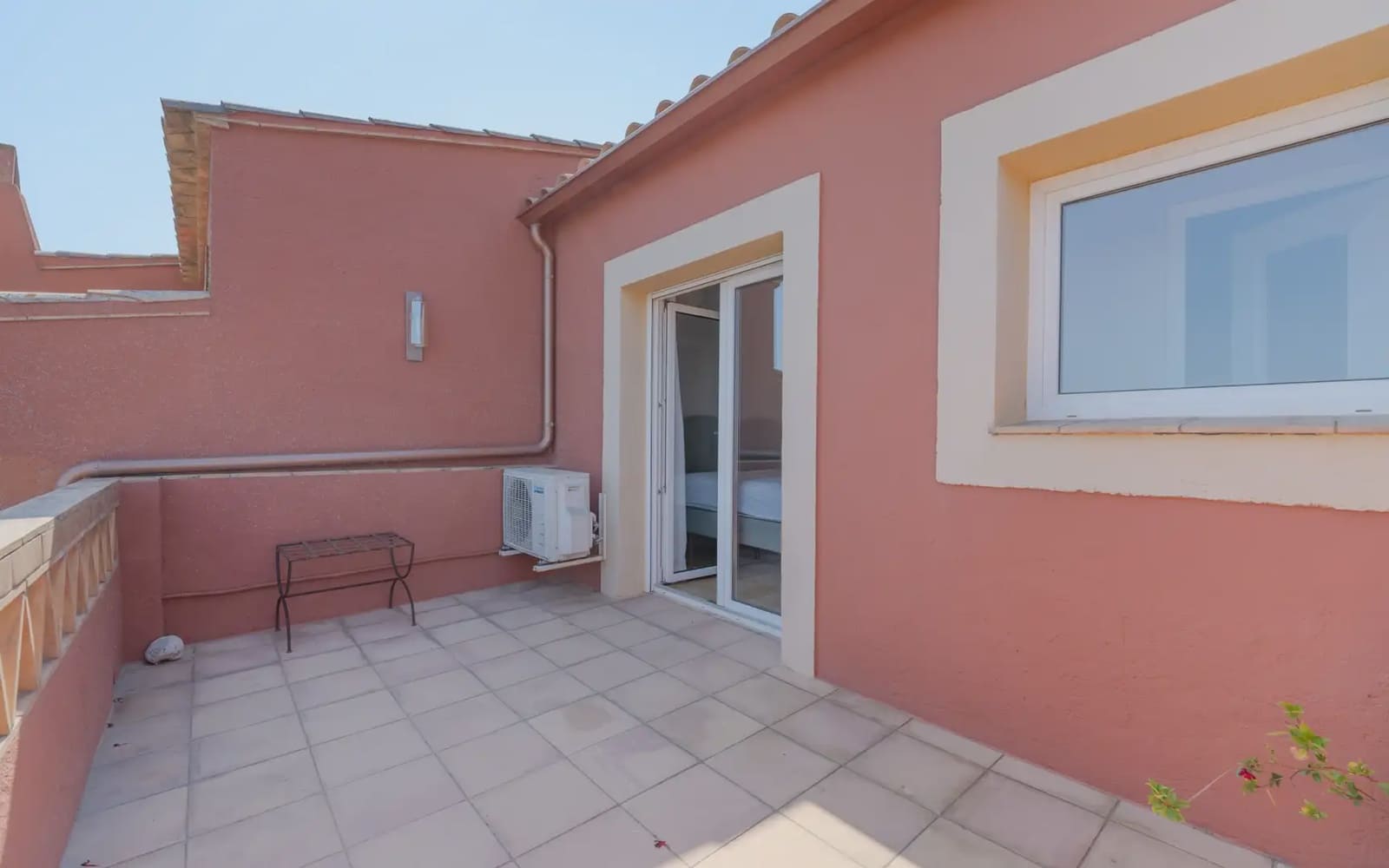 Adosado de 3 habitaciones en Begur en alquiler con garaje - 1.950 € (Ref: 9953095)