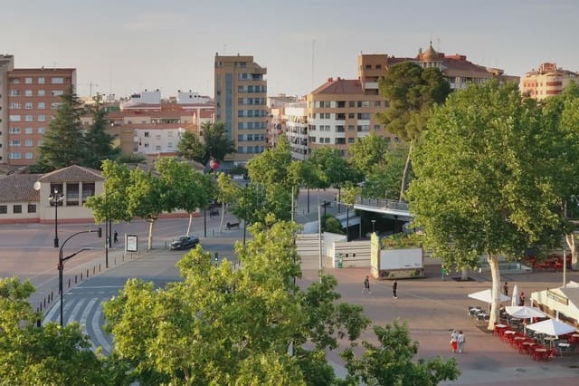 3 sovrum Lägenhet till salu i Fátima, Albacete stad - 249 900 € (Ref: 9953582)
