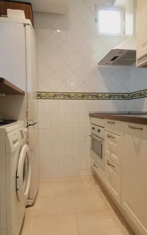 1 quarto Apartamento para arrendar em Universidad, Madrid cidade - 1 200 € (Ref: 9956550)