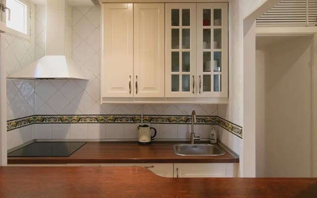 1 quarto Apartamento para arrendar em Universidad, Madrid cidade - 1 200 € (Ref: 9956550)