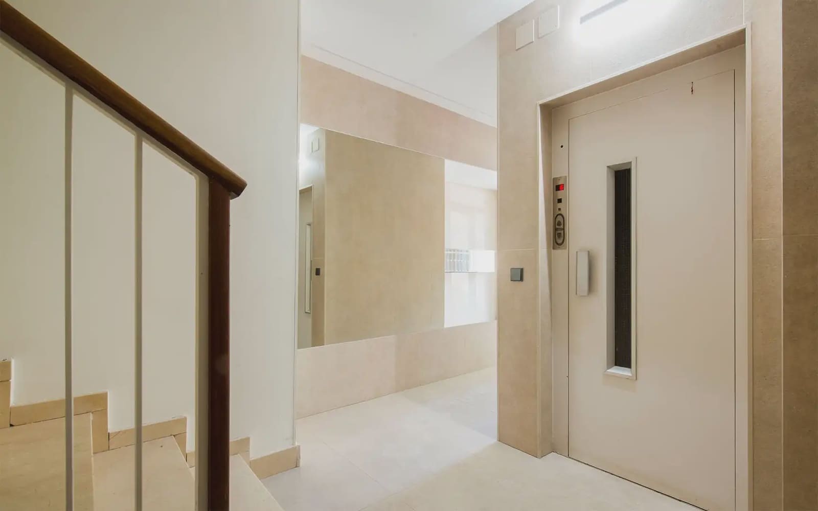 4 slaapkamer Appartement te koop in Barcelona stad - € 699.000 (Ref: 9958303)