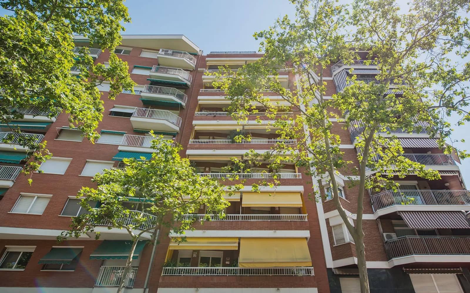 4 slaapkamer Appartement te koop in Barcelona stad - € 699.000 (Ref: 9958303)
