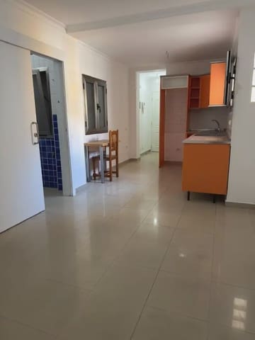 2 slaapkamer Flat te koop in Isleta, Las Palmas de Gran Canaria - € 165.000 (Ref: 9958930)