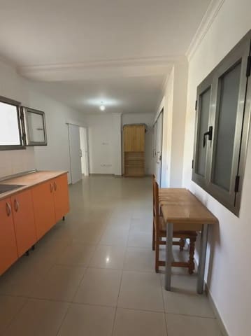 2 slaapkamer Flat te koop in Isleta, Las Palmas de Gran Canaria - € 165.000 (Ref: 9958930)