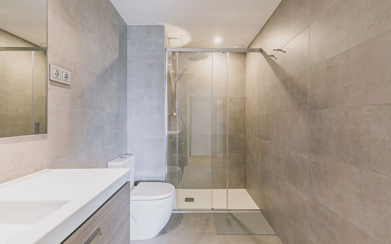 2 chambre Appartement à vendre à L'Hospitalet de Llobregat avec piscine garage - 539 000 € (Ref: 9958931)