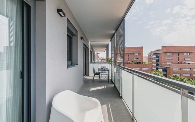 2 chambre Appartement à vendre à L'Hospitalet de Llobregat avec piscine garage - 539 000 € (Ref: 9958931)