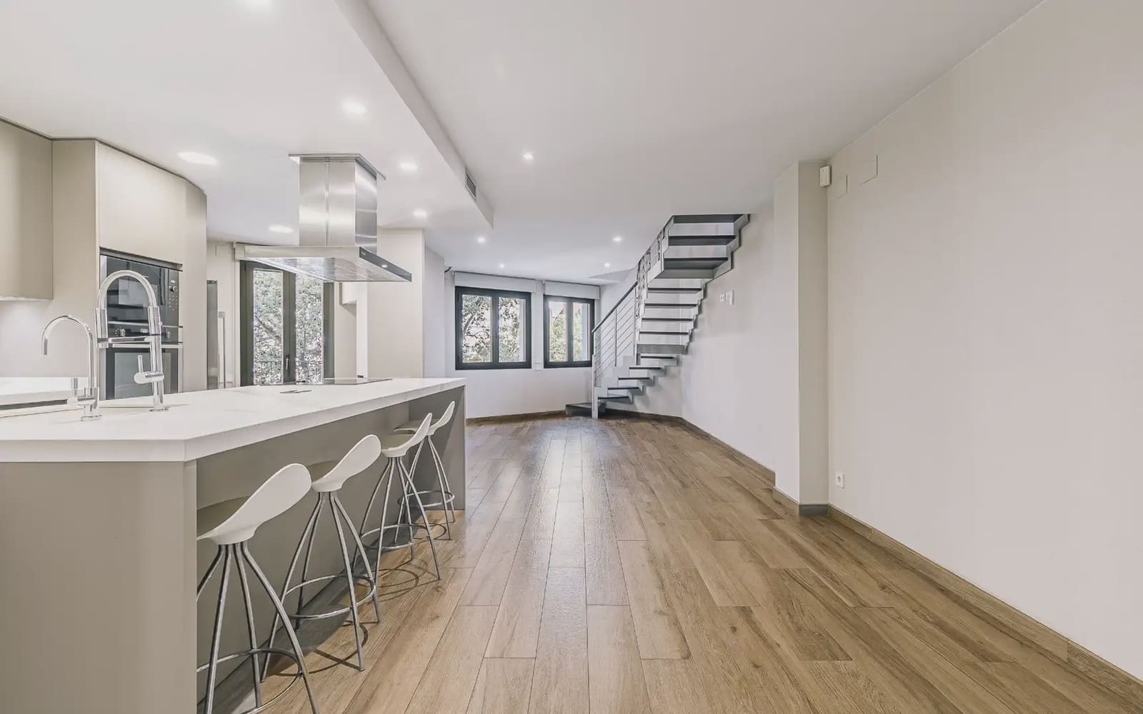 3 soverom Penthouse til salgs i Arenys de Mar med garasje - € 570 000 (Ref: 9961993)