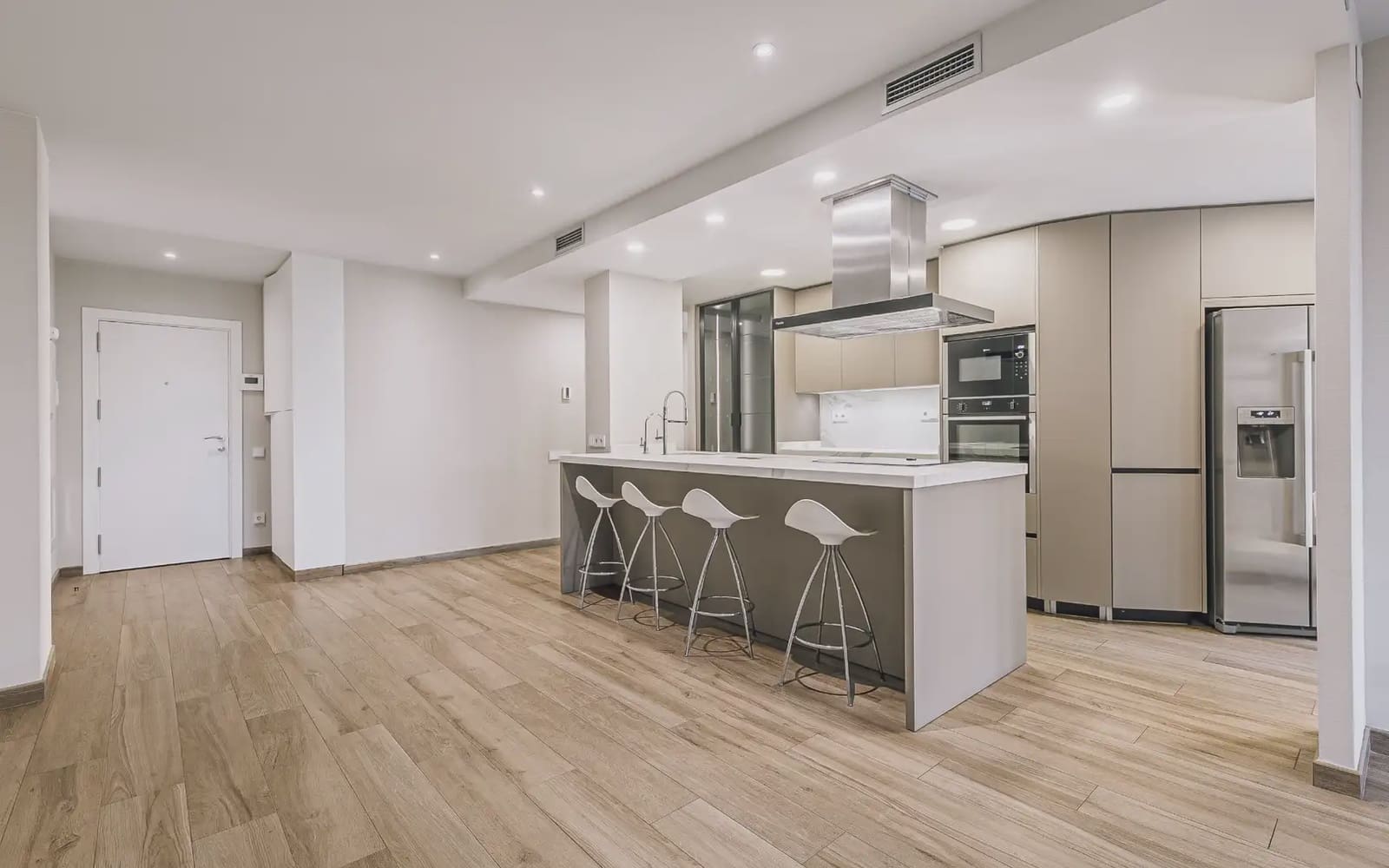 3 soverom Penthouse til salgs i Arenys de Mar med garasje - € 570 000 (Ref: 9961993)
