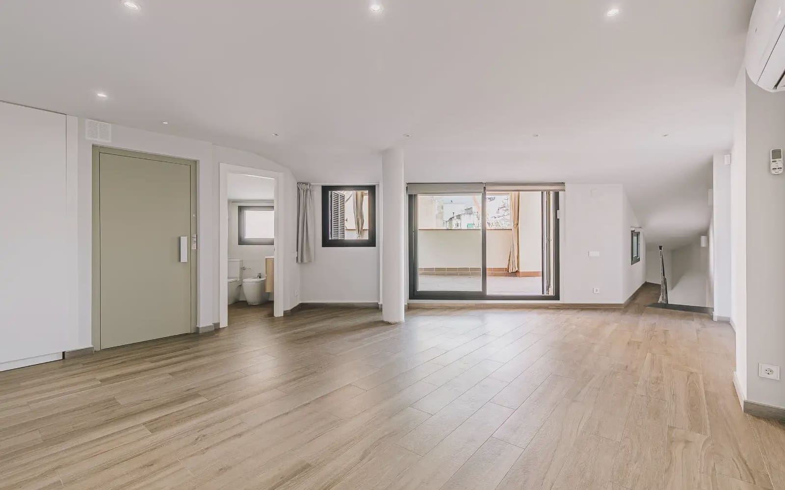3 soverom Penthouse til salgs i Arenys de Mar med garasje - € 570 000 (Ref: 9961993)