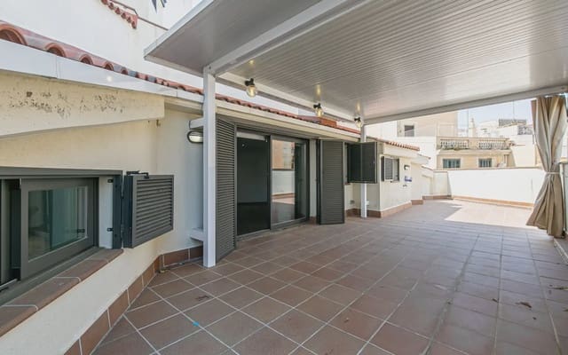 3 soverom Penthouse til salgs i Arenys de Mar med garasje - € 570 000 (Ref: 9961993)