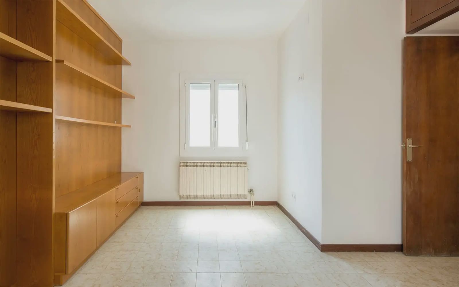 4 bedroom Penthouse for rent in Barcelona city with garage - € 2,359 (Ref: 9961994)