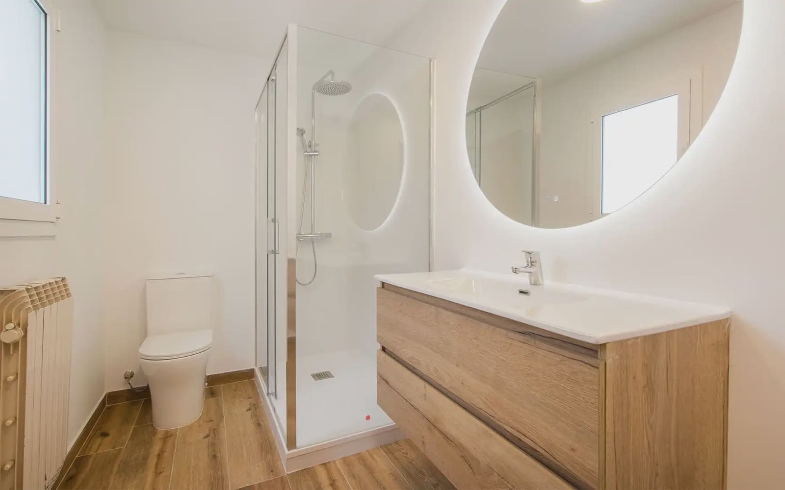 4 bedroom Penthouse for rent in Barcelona city with garage - € 2,359 (Ref: 9961994)