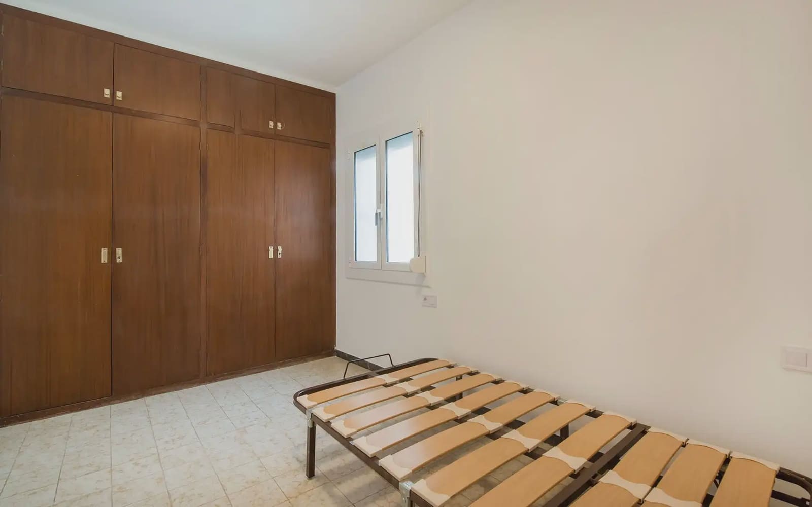 4 bedroom Penthouse for rent in Barcelona city with garage - € 2,359 (Ref: 9961994)