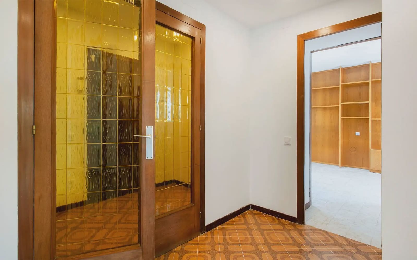 4 bedroom Penthouse for rent in Barcelona city with garage - € 2,359 (Ref: 9961994)