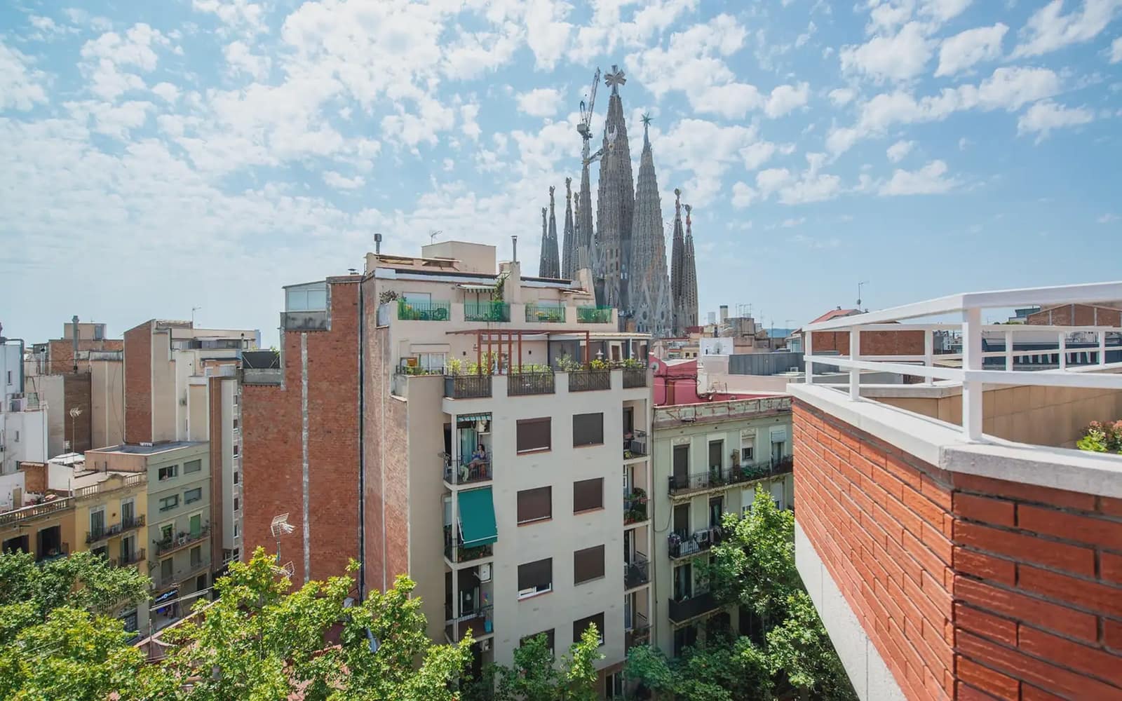 4 bedroom Penthouse for rent in Barcelona city with garage - € 2,359 (Ref: 9961994)