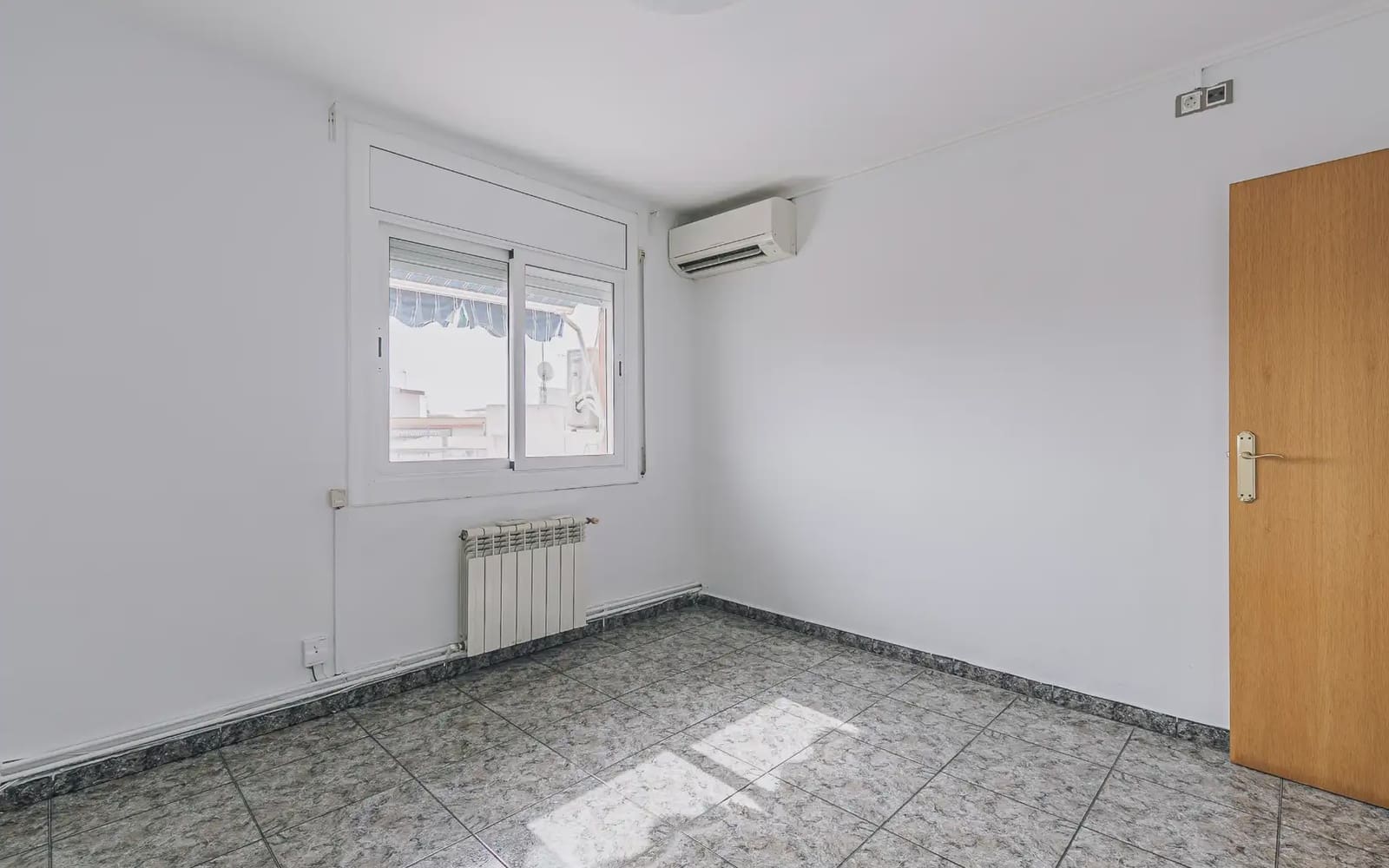 3 slaapkamer Penthouse te koop in Castelldefels - € 349.000 (Ref: 9972304)